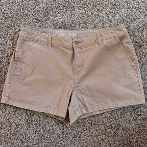 a.n.a Women's Tan Cargo Shorts